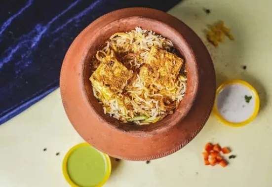 Handi Paneer Nawabi Biryani