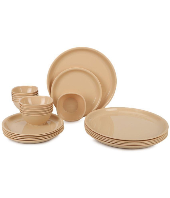 HOMETALES - 24 Pcs Round Beige Plastic Dinner Set ( Pack of 24 ) - Beige