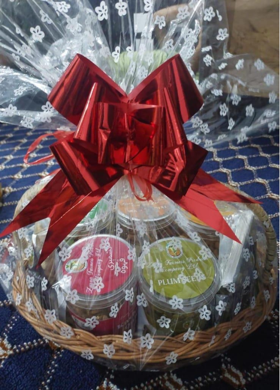 Festival Gift Hamper of 5 products 500 gram each.(2500 grams)