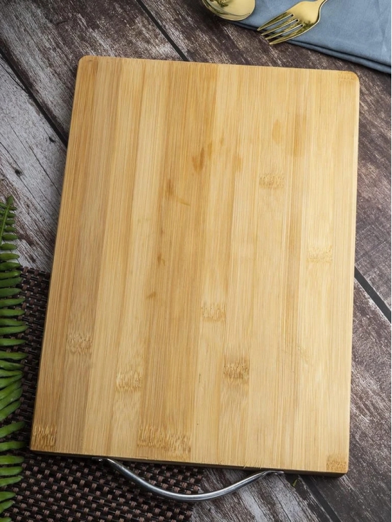 Chopping Board, with Metal Handle, Wooden Finish, Natural Wood Colour, Bamboo