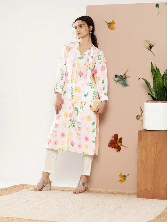 Women White & Pink Floral Printed Floral Crepe Kurta