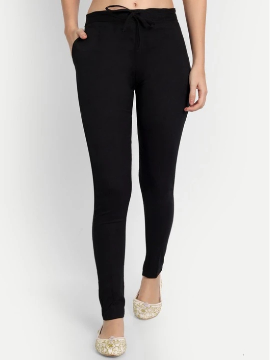 Women Black Regular Fit Solid Cigarette Trouser