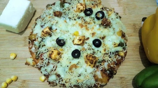 Spicy Exotic Paneer Pizza