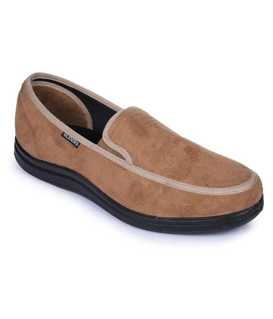 Gliders By Liberty Lifestyle Beige Casual Shoes - 7