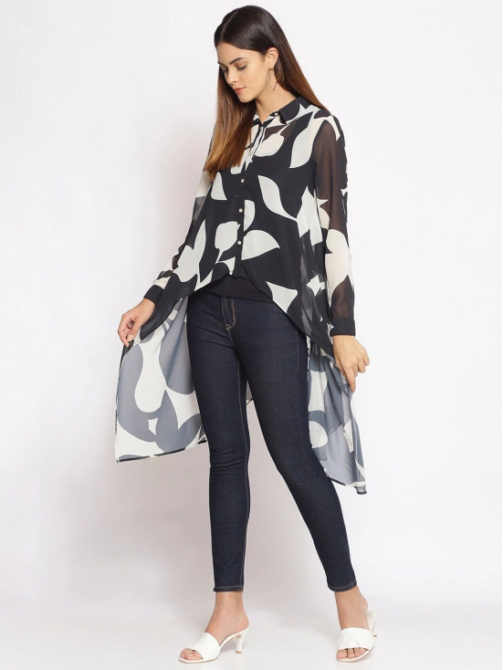 Oxolloxo Women Black & White Printed Button Shrug