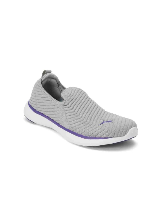 Softride Pegasi Knit Womens Slip-On Shoes