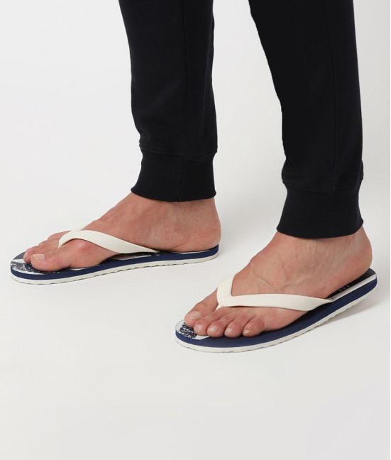 UrbanMark Men Comfortable Light Weight Printed Hawai Slippers- White & Navy - None