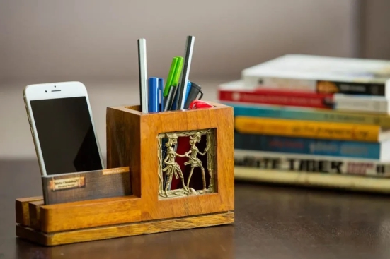 Mango Wood Pen Stand With Card & Mobile Holder