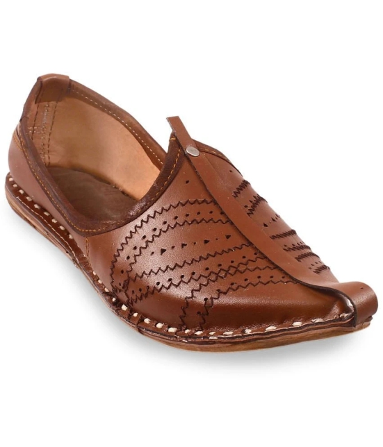 Apratim Brown Mens Jutti - None