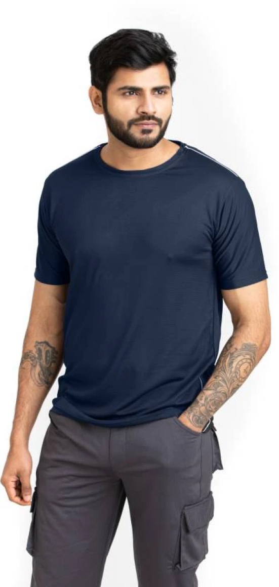 Men Solid Round Neck Polyester Blue T-Shirt