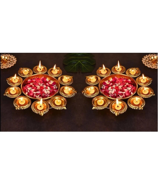 METAL MESTERY Gold Floor Iron Tea Light Holder - Pack of 2