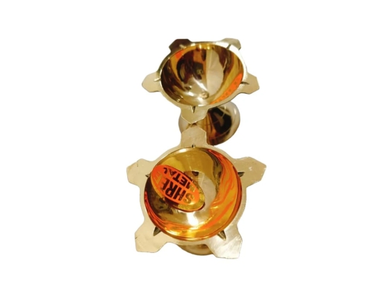 Elegant Brass Diya Oil Lamp for Home and Temple Decor