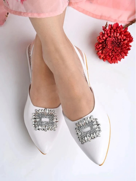 Shoetopia - White Womens Flats - None