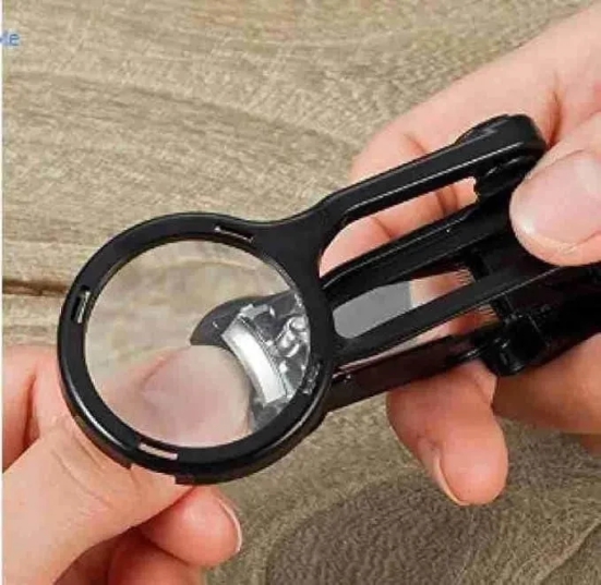 Stainless steel nail clippers with magnifying glass-Free Size