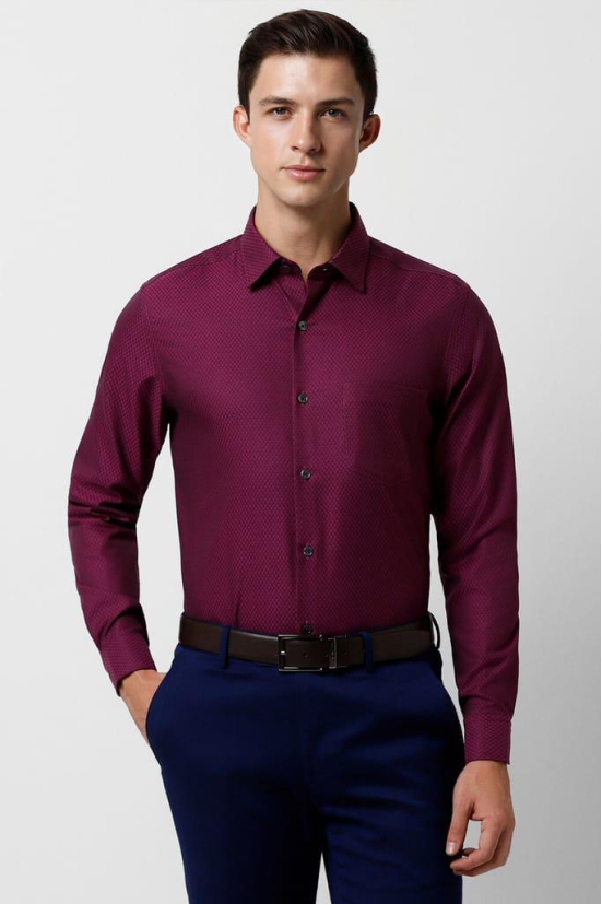 Men Maroon Slim Fit Formal Full Sleeves Formal Shirt